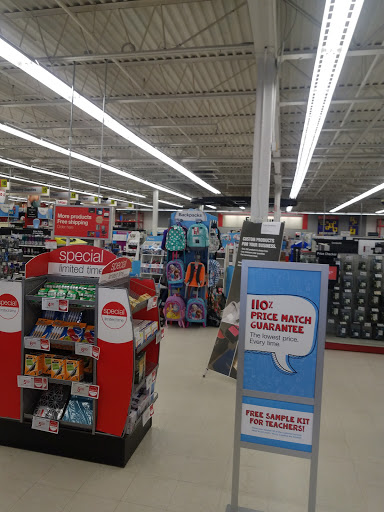 Office Supply Store «Staples», reviews and photos, 1690 Boston Post Rd, Springfield, MA 01129, USA
