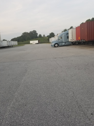 Warehouse «Havertys Furniture Distribution Center», reviews and photos, 1090 Broadway Ave, Braselton, GA 30517, USA