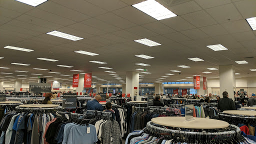 Department Store «Nordstrom Rack The Shops at Park Lane», reviews and photos, 8050 Park Lane North, Dallas, TX 75231, USA