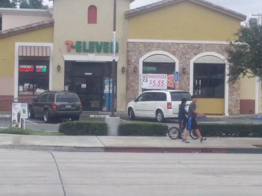 Convenience Store «7-Eleven», reviews and photos, 3791 Martin Luther King Jr Blvd, Lynwood, CA 90262, USA
