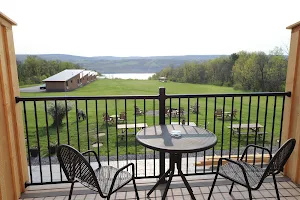 Lakeside Resort & 3812 Bistro image