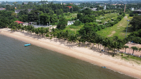 Krating Lai Beach