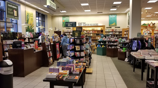 Book Store «Barnes & Noble», reviews and photos, 270 Buckland Hills Dr #1024, Manchester, CT 06040, USA
