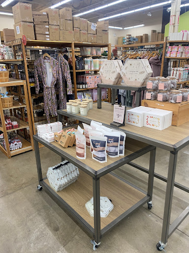 Furniture Store «Cost Plus World Market», reviews and photos, 2155 W 22nd St #500, Oak Brook, IL 60523, USA