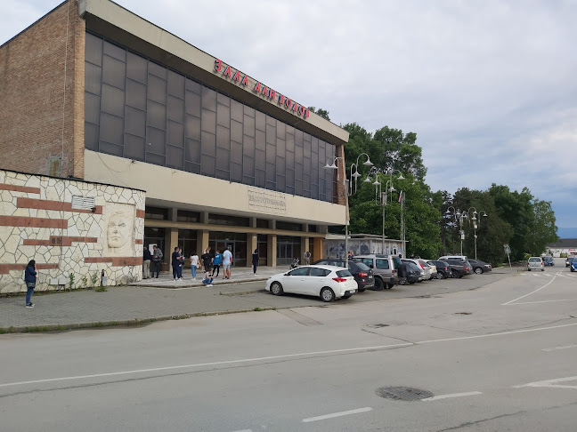 Отзиви за Спортна зала „Дан Колов“ в Севлиево - Спортен комплекс