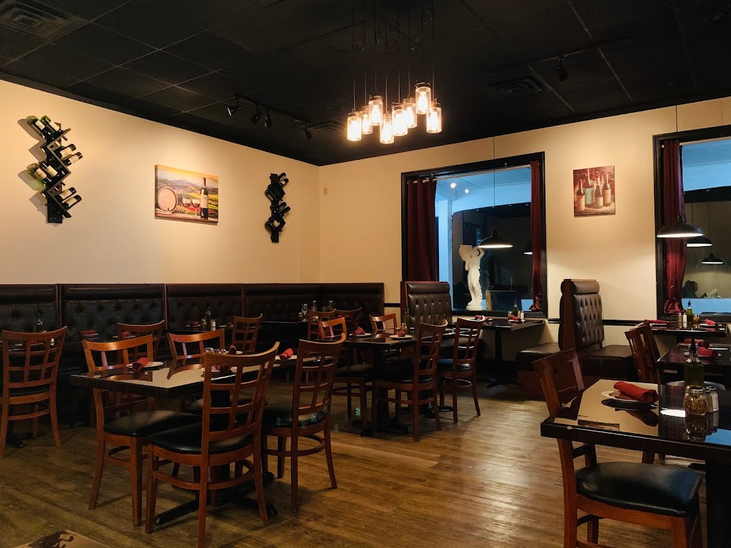 DiPalma's Restaurant & Pizzeria 06488