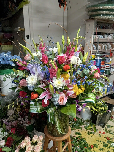 Florist «Send Your Love Flowers & Balloons», reviews and photos, 1417 SW Military Dr, San Antonio, TX 78221, USA