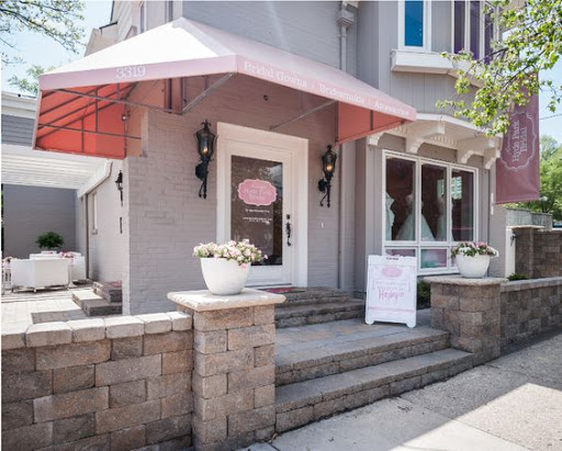 Hyde Park Bridal, 3319 Erie Ave, Cincinnati, OH 45208, USA, 