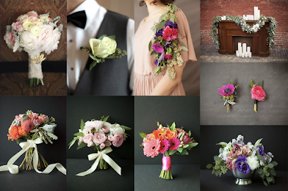 Reannan Ross Photography + Floral