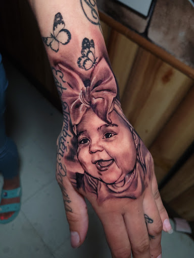 Explore 2x2 tattoo ideas, creative tattoo ideas in Tulia, available at Mister Placasos Tattoo Shop