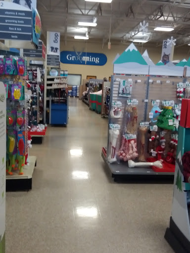 Pet Supply Store «PetSmart», reviews and photos, 2317 W Lincoln St, Harlingen, TX 78552, USA