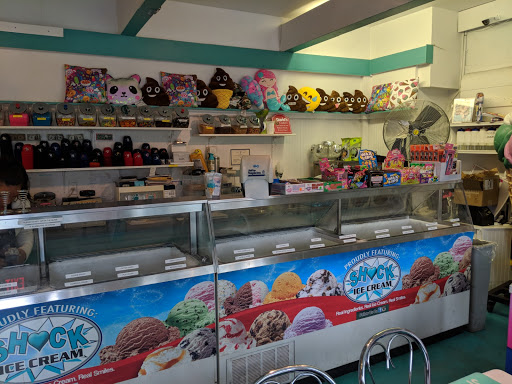 Shock Ice Cream & Dessert Cafe, 99 Main St, Westhampton Beach, NY 11978, USA, 