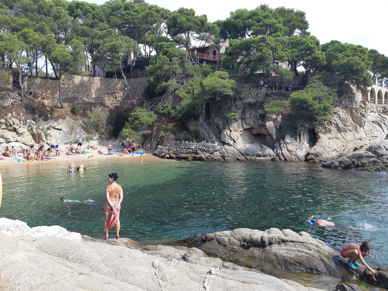 Cala Sa Cova'in fotoğrafı ve yerleşim