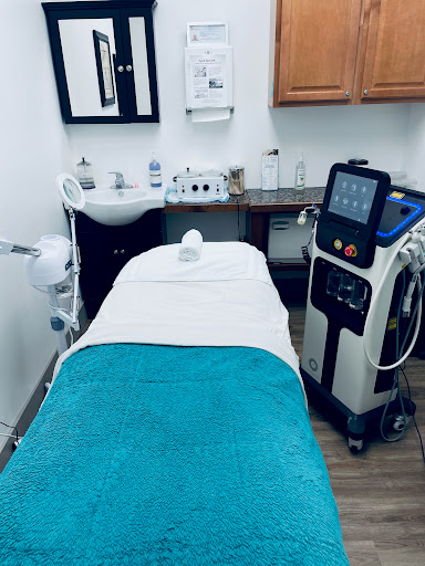 Medical Spa «Body Beautiful Day and Med Spa», reviews and photos, 4449 N 24th St, Phoenix, AZ 85016, USA