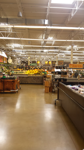 Grocery Store «Fresh Thyme Farmers Market- Lafayette», reviews and photos, 220 S Creasy Ln, Lafayette, IN 47905, USA