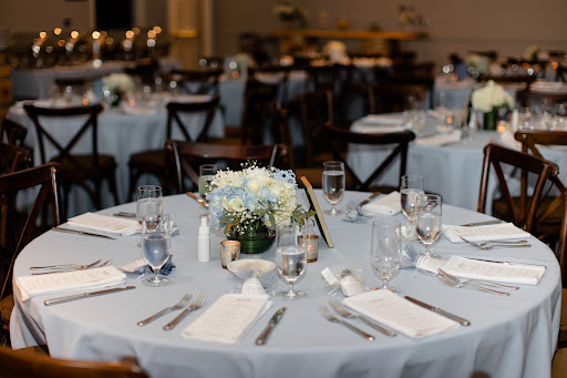 Grocery Store «Quality Food Center», reviews and photos, 6940 Coal Creek Pkwy SE, Newcastle, WA 98059, USA