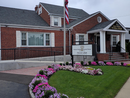 Funeral Home «Roslyn Heights Funeral Home», reviews and photos, 75 Mineola Ave, Roslyn Heights, NY 11577, USA