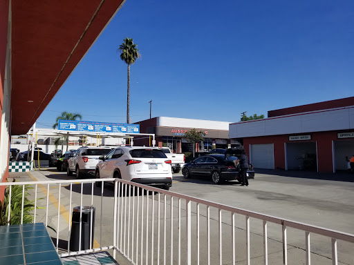 Car Wash «Imperial Carwash», reviews and photos, 401 E Imperial Hwy, La Habra, CA 90631, USA