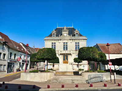 Mairie de Neuilly-Saint-Front à Neuilly-Saint-Front