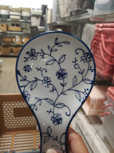 Shopping Mall «Warrenton Village Center», reviews and photos, 251 Lee Hwy, Warrenton, VA 20186, USA