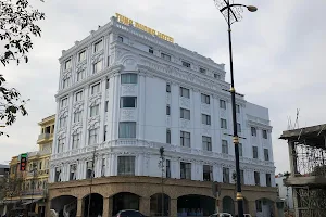 Tung Duong Hotel image
