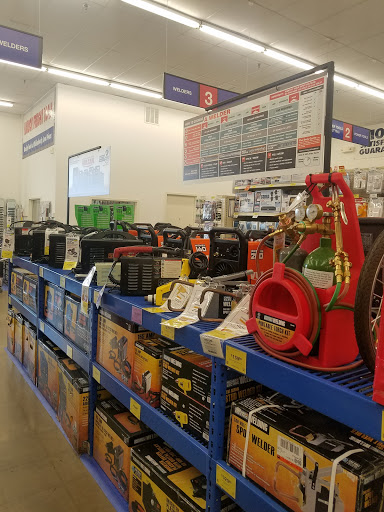 Hardware Store «Harbor Freight Tools», reviews and photos, 712 W Poplar Ave, Collierville, TN 38017, USA