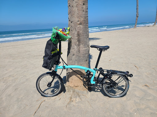 Bicycle Store «J.C. Lind Bike Co.», reviews and photos, 1311 N Wells St, Chicago, IL 60610, USA