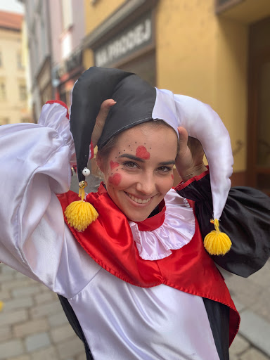 Obchody koupit dívčí kostým exorcisty Praha