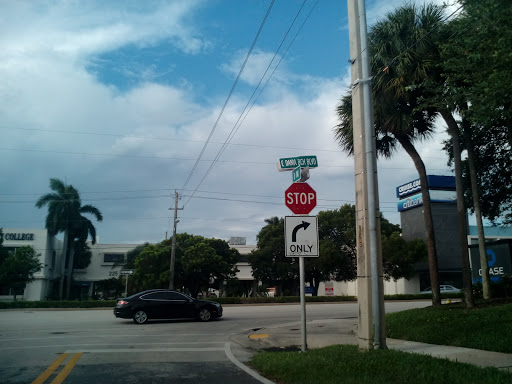 Grocery Store «Winn-Dixie», reviews and photos, 308 E Dania Beach Blvd, Dania Beach, FL 33004, USA