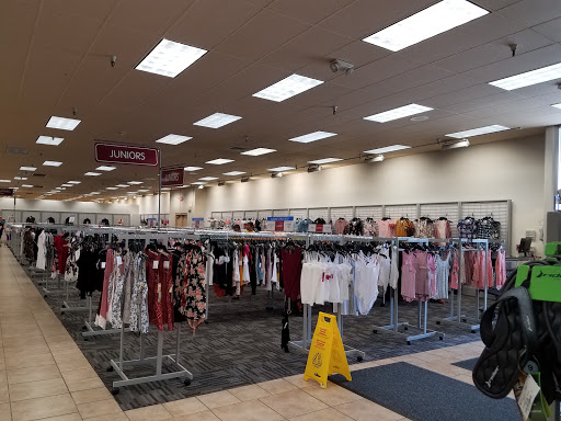 Clothing Store «Burlington Coat Factory», reviews and photos, 833 Lancaster Dr NE, Salem, OR 97301, USA