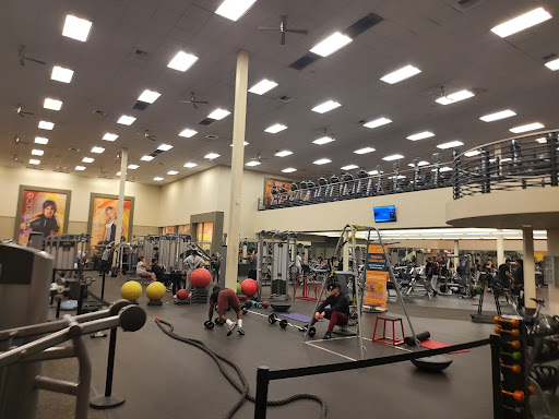 Gym «City Sports Club», reviews and photos, 2401 Whipple Rd, Hayward, CA 94544, USA