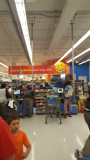 Discount Store «Walmart», reviews and photos, 1570 Chester Pike, Eddystone, PA 19022, USA