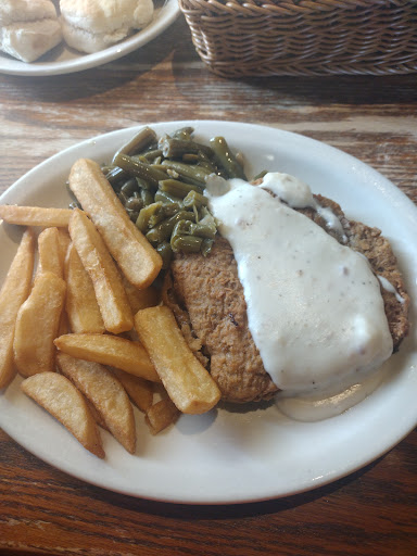 American Restaurant «Cracker Barrel Old Country Store», reviews and photos, 8225 N Church Rd, Kansas City, MO 64158, USA