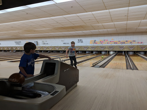Bowling Alley «Leopard Lanes», reviews and photos, 601 Chateau Dr, Bellevue, NE 68005, USA