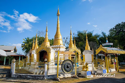 วัดป่าขาม (Wat Pa Kham)