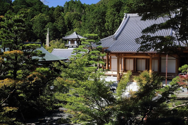 西應寺（西応寺）