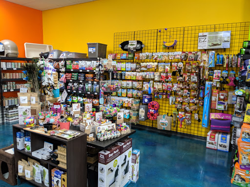 Pet Supply Store «Patton Avenue Pet Company- South», reviews and photos, 582 Hendersonville Rd #3, Asheville, NC 28803, USA