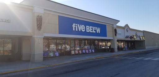 Five Below, 389 Tarrytown Rd, White Plains, NY 10607, USA, 