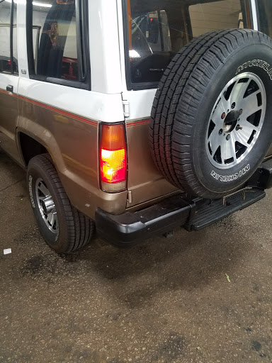 Auto Repair Shop «Creech Import Repair, Inc.», reviews and photos, 1818 St Albans Dr #106, Raleigh, NC 27609, USA