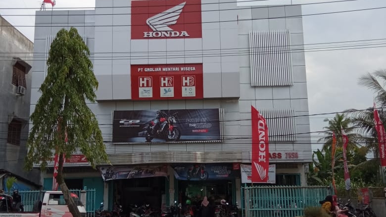 Pt.groliar Mentari Wisesa ( Showroom & Bengkel Resmi Sepeda Motor Honda) Photo