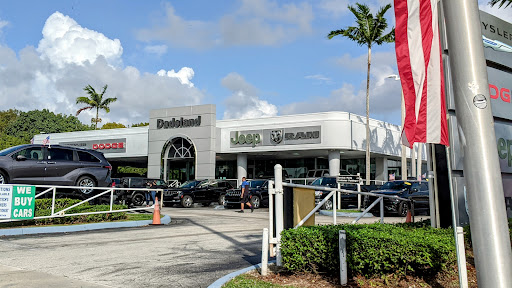 Dodge Dealer «Dadeland Dodge Chrysler Jeep Ram», reviews and photos, 16501 S Dixie Hwy, Miami, FL 33157, USA