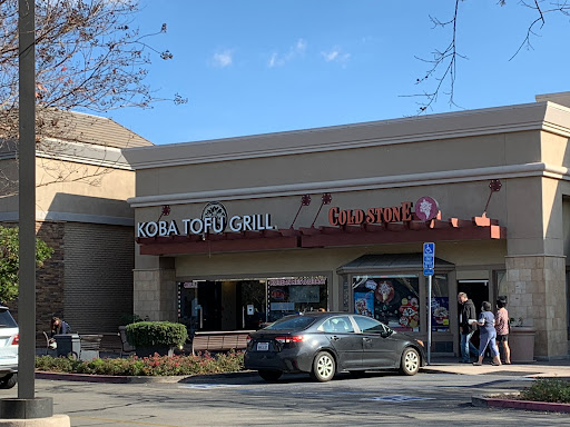 Cold Stone Creamery, 14370 Culver Dr #1, Irvine, CA 92604, USA, 