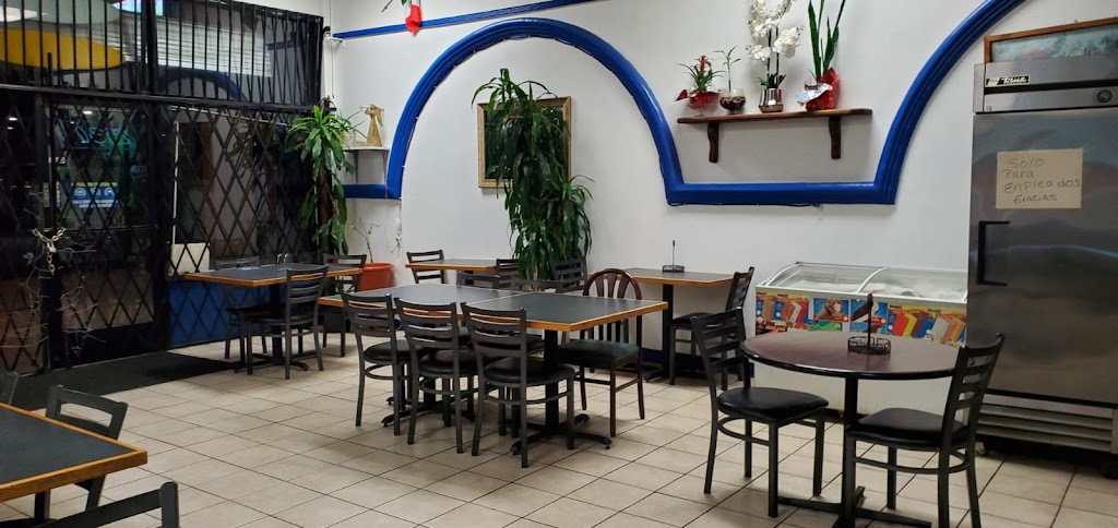 El Sipote Pupuseria 90221