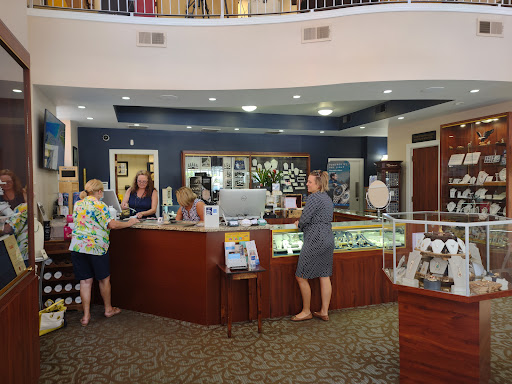 Jeweler «R.M. Johnson & Sons Jewelers», reviews and photos, 10 S College Ave, Salem, VA 24153, USA