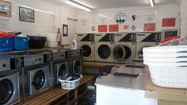 Comments and reviews of King Square Launderette