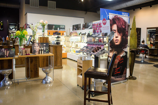 Beauty Salon «William Edge Salon», reviews and photos, 876 W San Antonio St, New Braunfels, TX 78130, USA