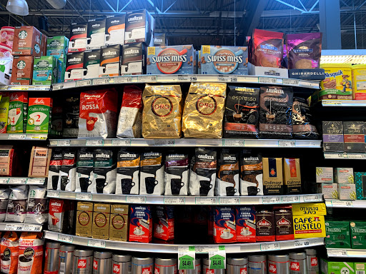 Grocery Store «Fresh Farms», reviews and photos, 20 S Milwaukee Ave, Wheeling, IL 60090, USA