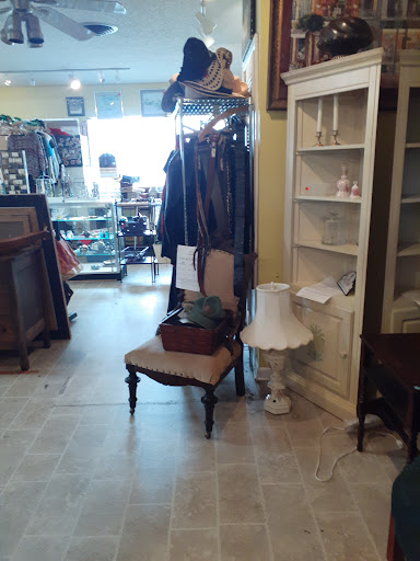 Thrift Store «Habitat For Humanity Thrift Store», reviews and photos, 1635 N Old Dixie Hwy, Jupiter, FL 33469, USA