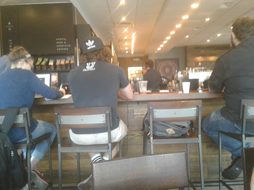 Coffee Shop «Starbucks», reviews and photos, 2034 N Highland Ave, Jackson, TN 38305, USA