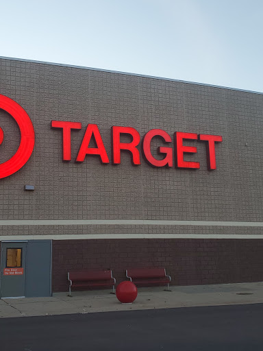 Department Store «Target», reviews and photos, 300 S Randall Rd, Elgin, IL 60123, USA